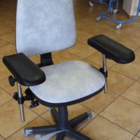 Krzesło do pobierania kwi - obrotowe – G670 – INNOW